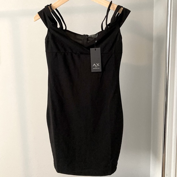 ✨NWT✨ Black ASOS dress - Picture 2 of 3